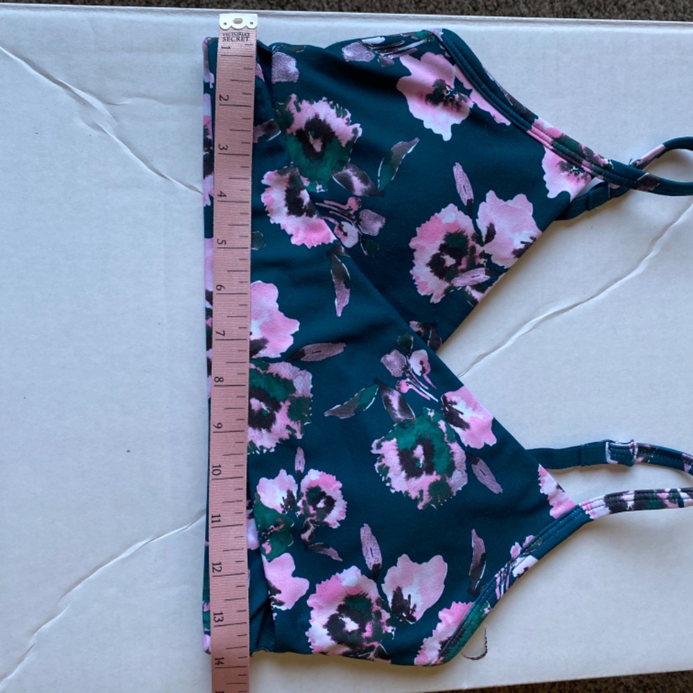 Fabletics Cherry Blossom Workout Set - image 2